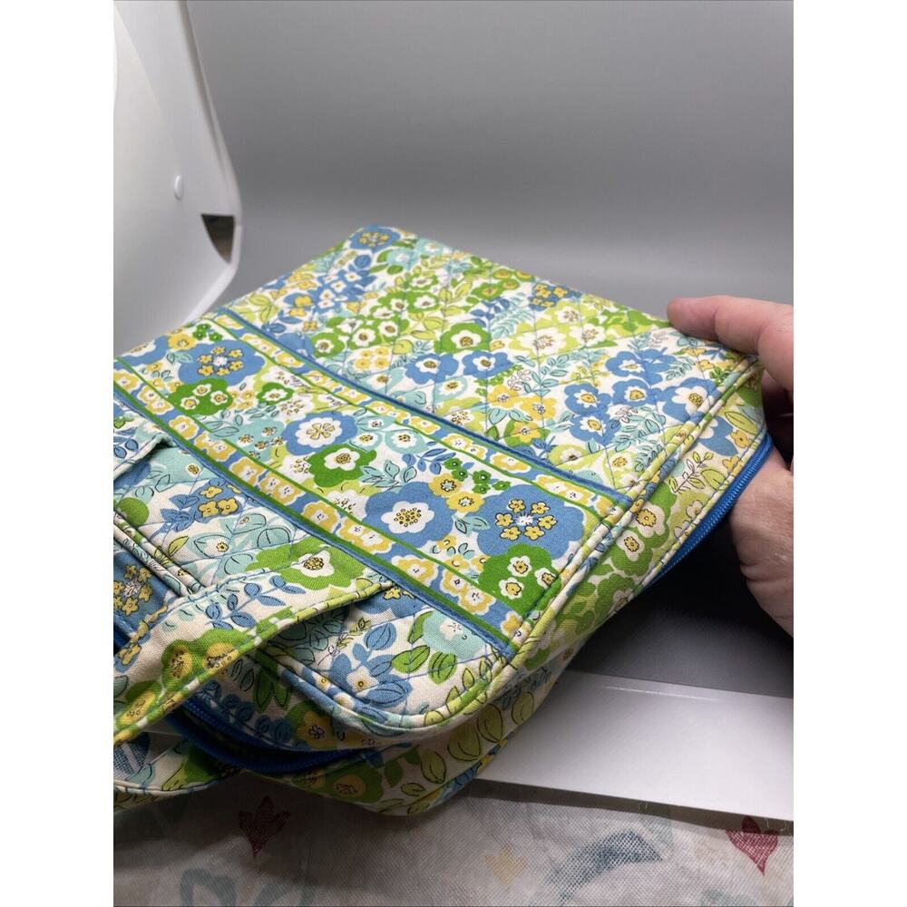 Vera Bradley English Meadow Organizer Travel Case - Picture 5 of 7